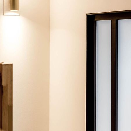 High-End Apartment Overlooking The Quays Ail Lyon Exterior foto