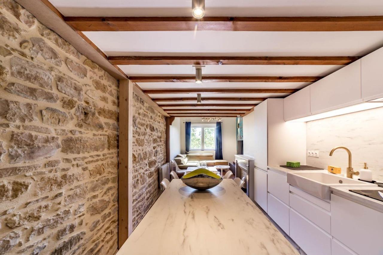 High-End Apartment Overlooking The Quays Ail Lyon Exterior foto